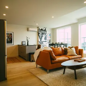 Chic Cozy Retreat - 2br - Stunning North End Views Halifax